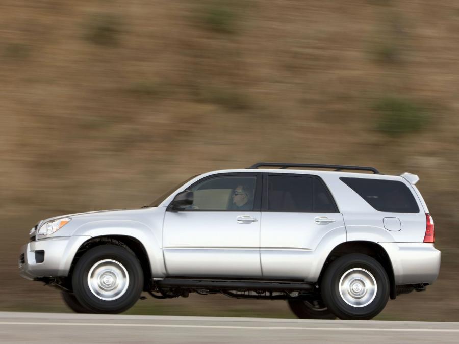  Toyota 4Runner Trail 2005 года  (фото 9 из 15)